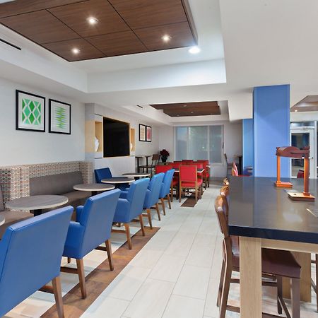 Holiday Inn Express Elk Grove West I-5 By Ihg Екстер'єр фото