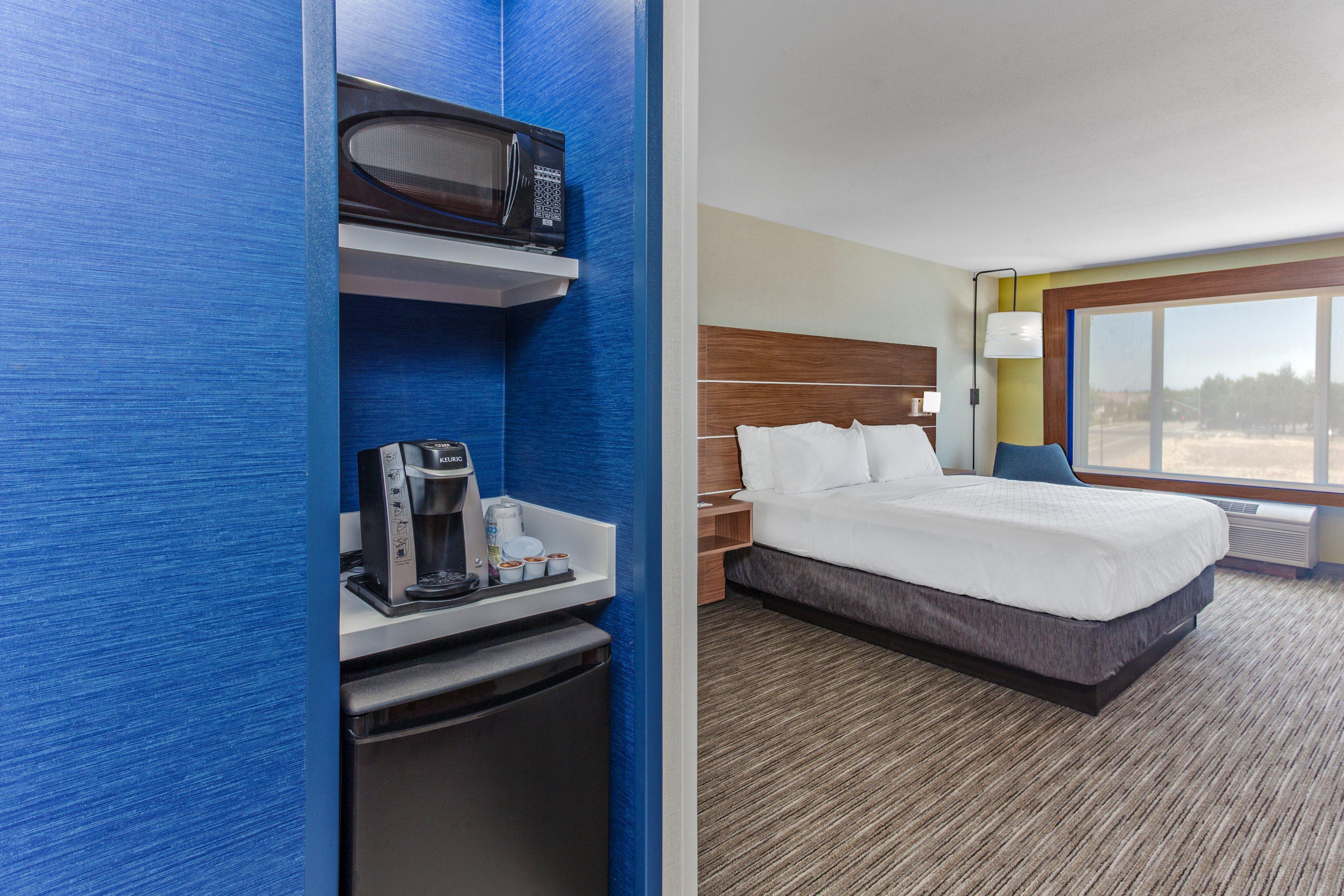 Holiday Inn Express Elk Grove West I-5 By Ihg Екстер'єр фото