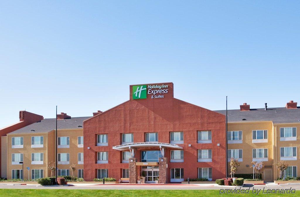 Holiday Inn Express Elk Grove West I-5 By Ihg Екстер'єр фото