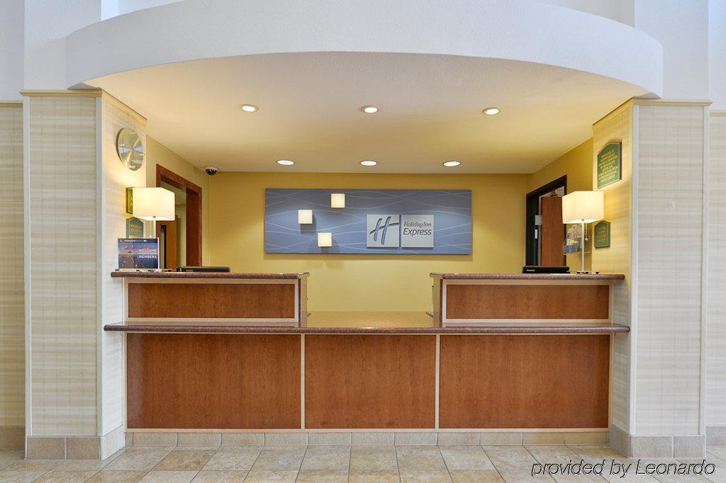 Holiday Inn Express Elk Grove West I-5 By Ihg Інтер'єр фото