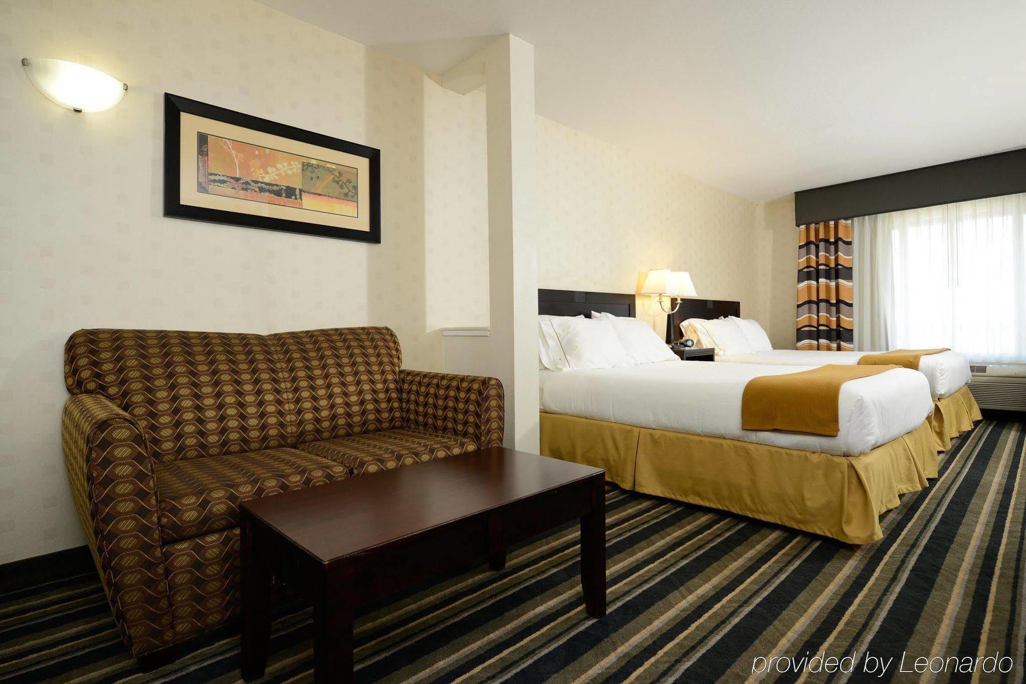 Holiday Inn Express Elk Grove West I-5 By Ihg Екстер'єр фото