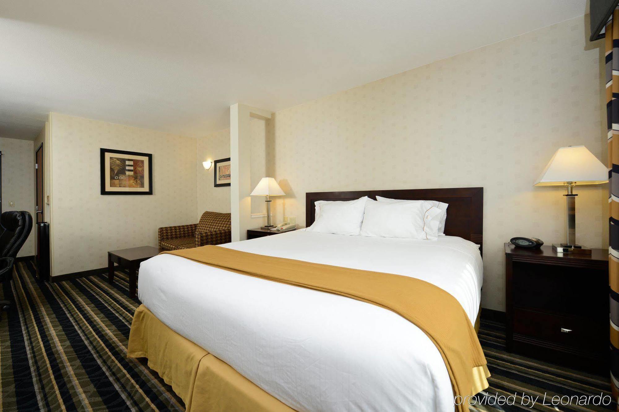 Holiday Inn Express Elk Grove West I-5 By Ihg Екстер'єр фото